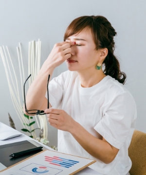 目・頭が重い／寝てもスッキリしない